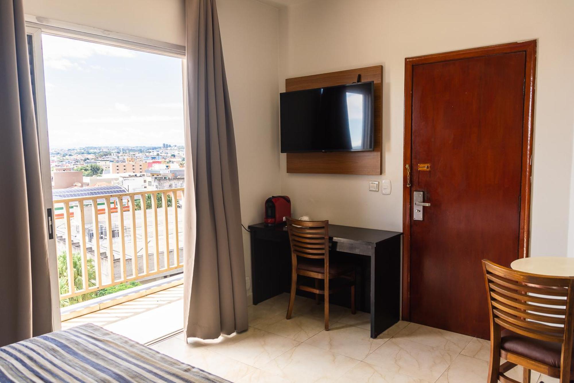 Fenix Hotel Pouso Alegre Exterior photo