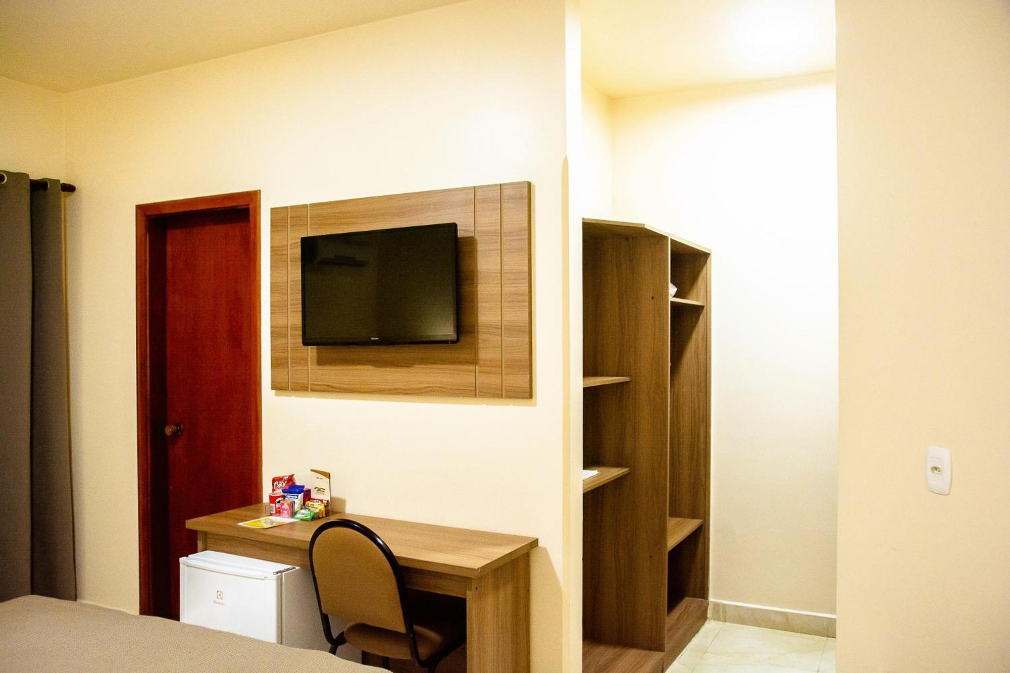 Fenix Hotel Pouso Alegre Exterior photo