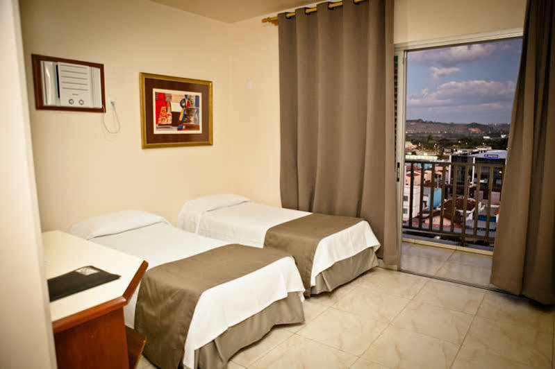 Fenix Hotel Pouso Alegre Exterior photo